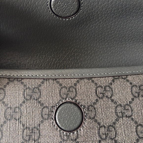 Gucci GG Supreme Small Belt Bag (Convertible Crossbody) - Picture 9 of 15
